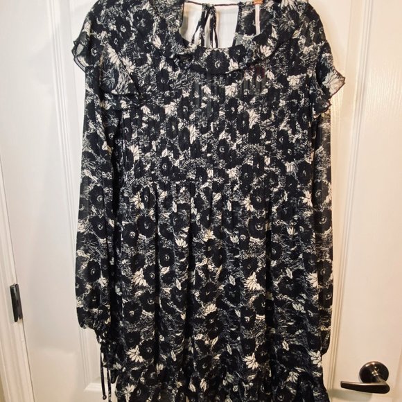 Free People, These Dreams Mini Dress, Size small - Picture 2 of 12